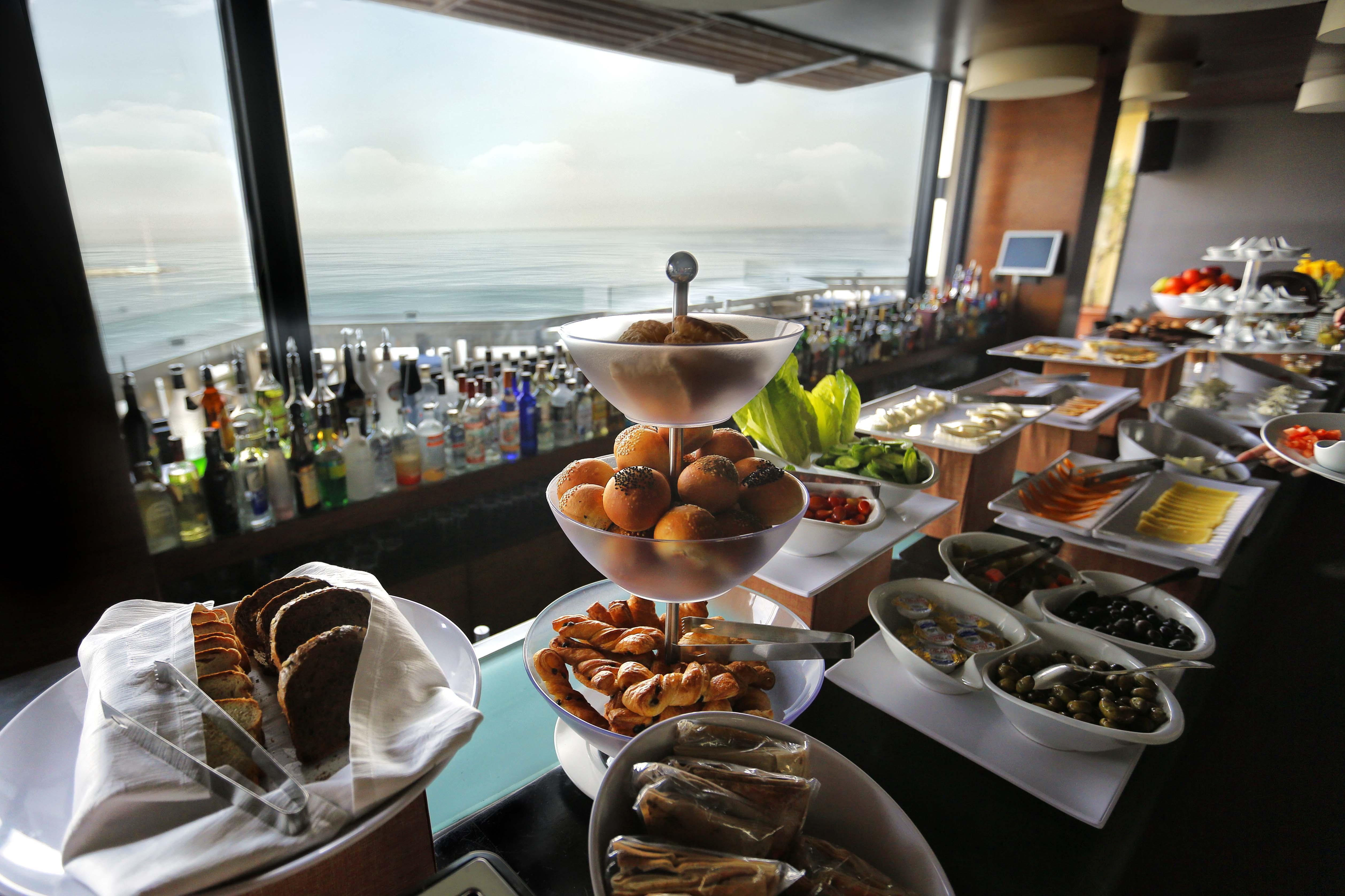 Bayview Hotel Beirut Esterno foto