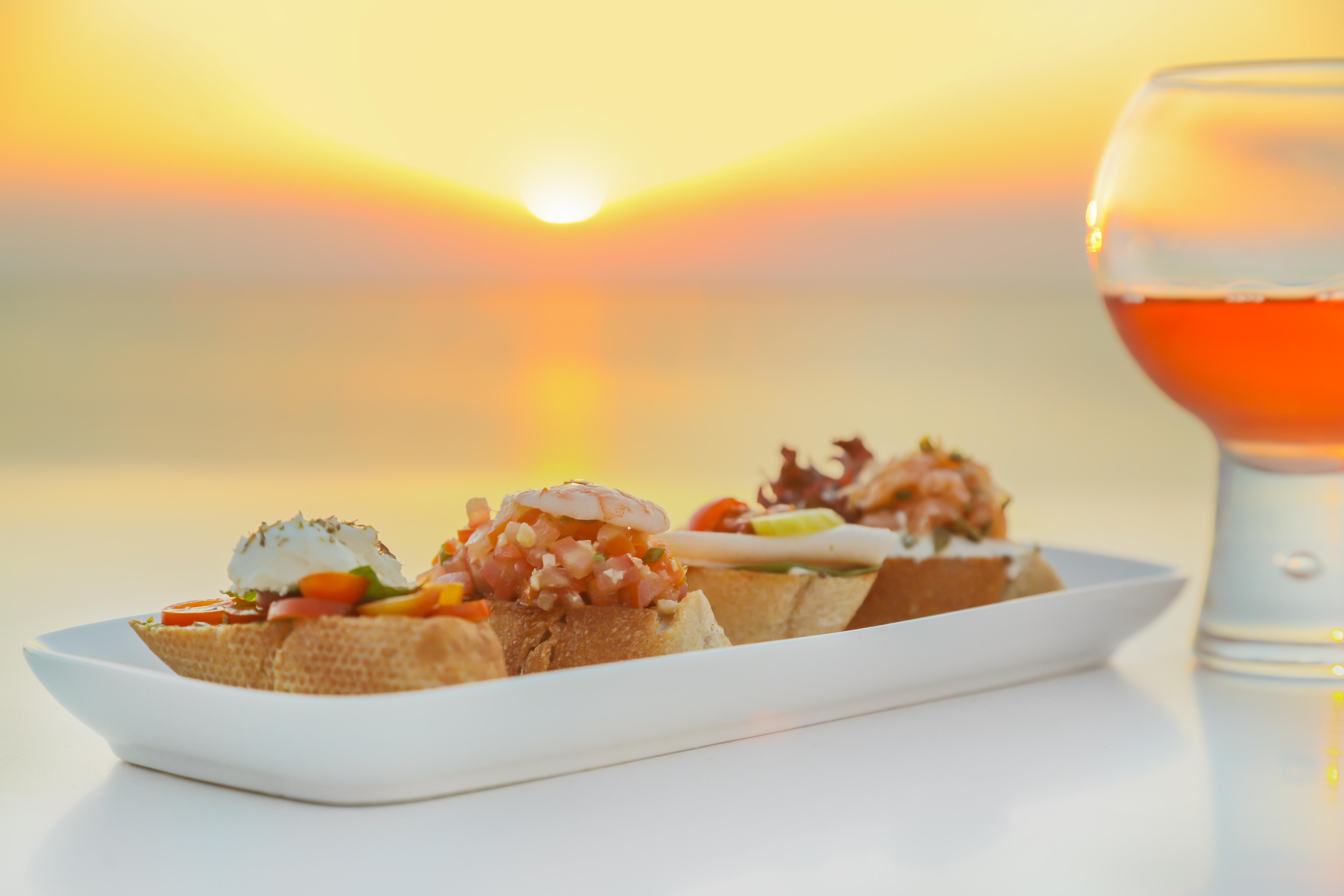 Bayview Hotel Beirut Esterno foto