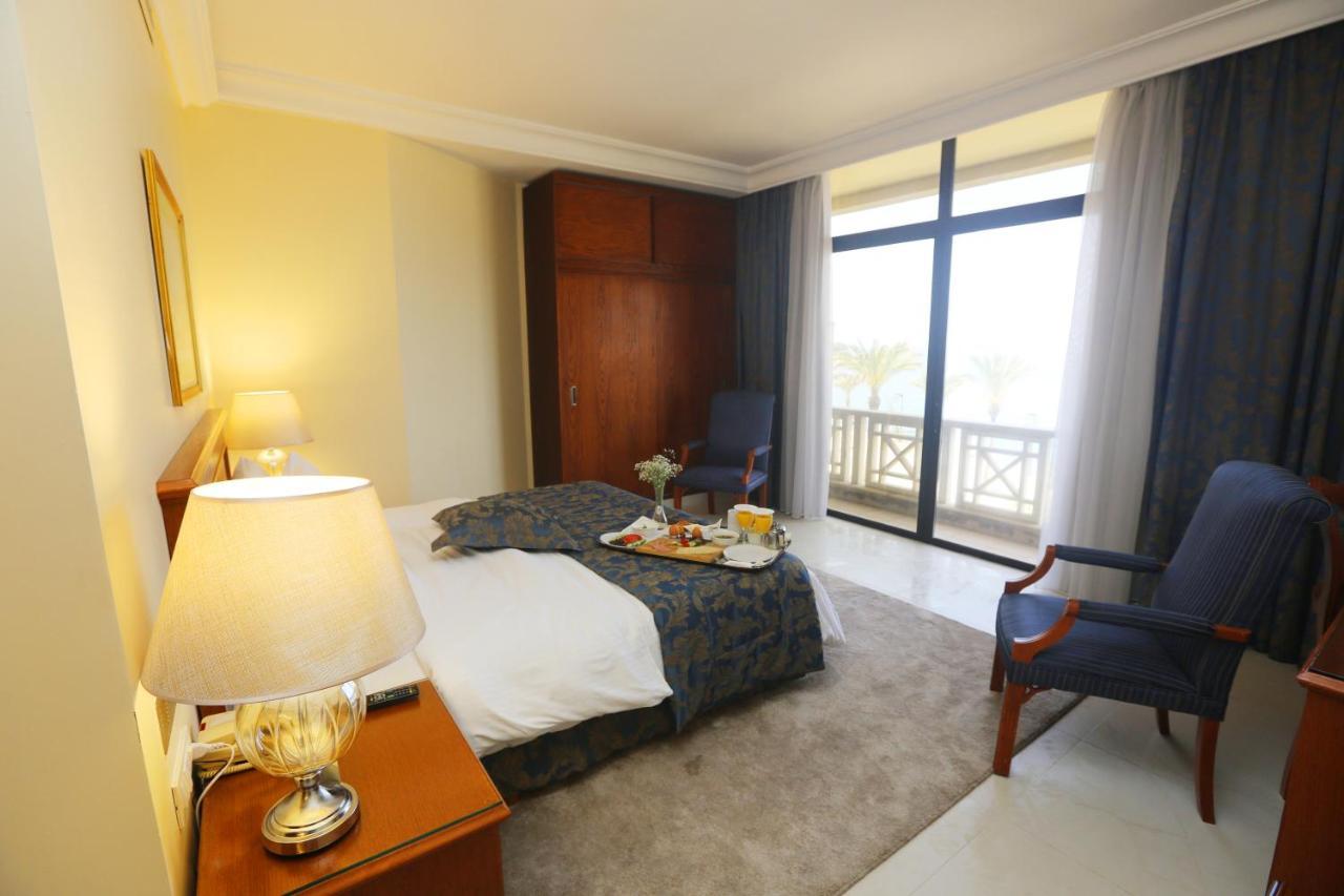 Bayview Hotel Beirut Esterno foto