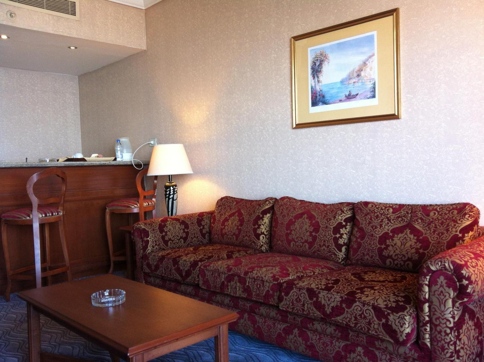 Bayview Hotel Beirut Esterno foto